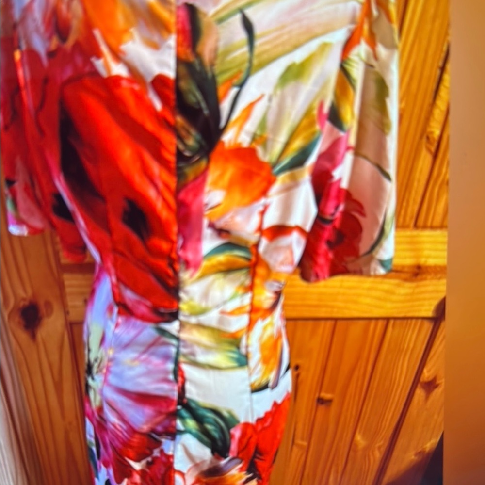 ❣️5 items $25 Floral Multicolor Dress ❤️ - Picture 3 of 3